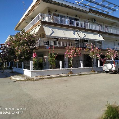 Cosi Apartment パラリア・ディオニショウ エクステリア 写真