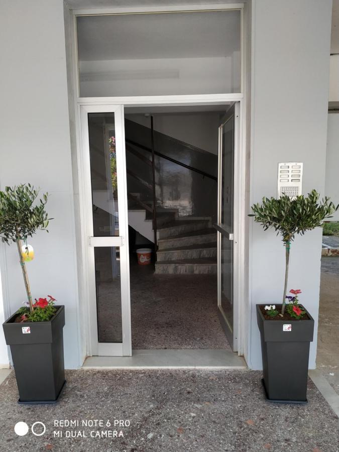 Cosi Apartment パラリア・ディオニショウ エクステリア 写真